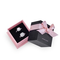 Échantillon gratuit de boîte à bijoux en carton avec logo personnalisé imprimé