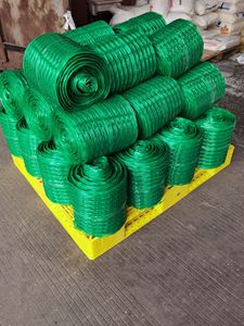 Filet de signalisation jaune de sécurité Wesure 100m x 30cm pour le contrôle des foules et les avertissements de câbles, normes européennes, en plastique - Product Image 3