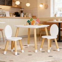 Ensemble de table et 2 chaises à dossier rond en bois personnalisées pour enfants, table d'activités nordique pour enfants pour dessiner, lire et jouer