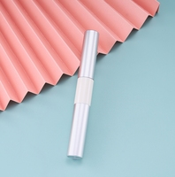 Kustom kualitas baik tabung Pewarna Bibir kemasan botol lapisan bibir 2 in 1 tabung Lip Gloss