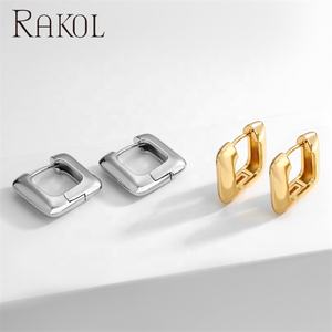 Rakol ต่างหูสตรีทำจากสแตนเลสสตีลห่วงกลมหนาชุบทอง CC hie EP5575 - Product Image 4