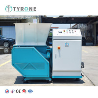 Broyeur à un seul arbre pour le recyclage des pneus/des déchets métalliques/du bois/du plastique, machine de recyclage du plastique