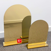 Porte-panneaux de table en acrylique transparent personnalisable moderne 5x7, numéros de table arqués pour décorations de fête et fournitures de mariage