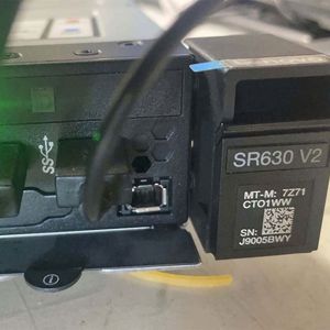 Serveur rack SR630 V2 1U, 2x processeurs Intel Xeon Scalable de 3e génération, 32x emplacements de mémoire DDR4, 3x GPU à largeur unique 75W, 1100W - Product Image 4