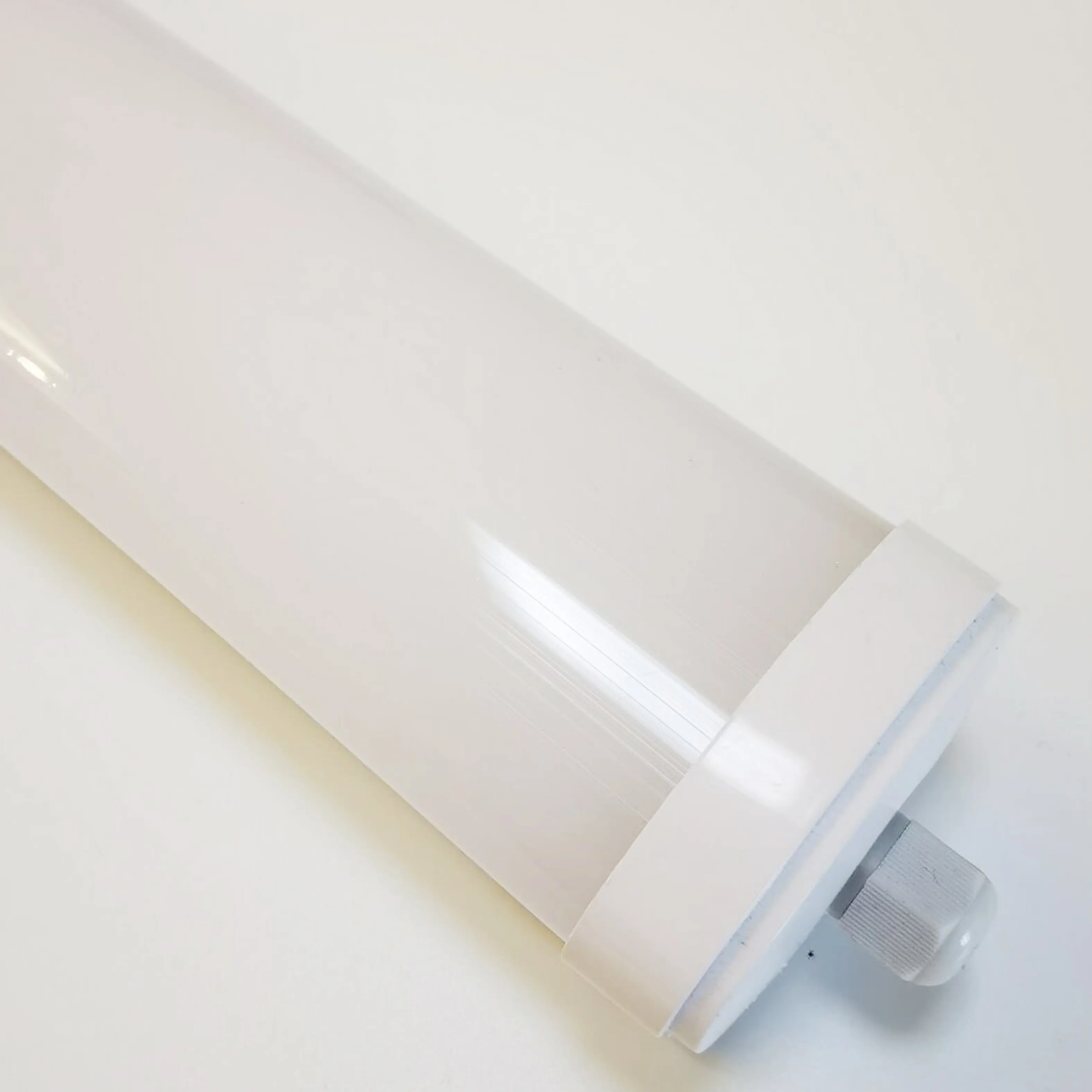 IP66 1200mm Waterproof Dustproof Pressure Proof Vapour Proof LED Vapor Tight Tri-proof LED Linear Light fixture