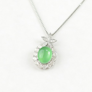 Collier en chalcédoine blanche naturelle de qualité supérieure pour femme, avec agate verte ovale, design de niche de luxe léger, chaîne sportive en bambou, accessoires - Product Image 1