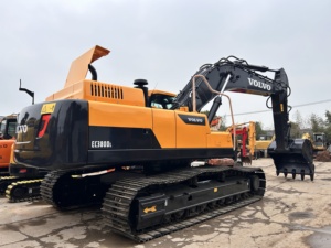 Excavadora Volvo EC380DL Usada de Alta Calidad con Componentes Core Coreanos de 38 Toneladas: Motor, Caja de Cambios, Bomba, Rodamientos, PLC en Venta - Product Image 2