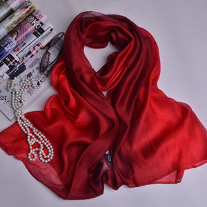 Syal sutra kualitas luar biasa 70% Modal + 30% kain sutra warna gradien sempurna Hemming syal handuk pantai untuk semua musim pesta - Product Image 1