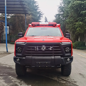 Véhicule de lutte contre les incendies DIMA 4x4, camion de pompiers à brouillard d'eau pour une intervention rapide dans les rues étroites, les allées, les routes de ville et les terrains montagneux - Product Image 3