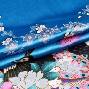 カスタムストレッチサテン100%ポリエステルしわになりにくい光沢のあるツイストフローラルプリント生地、女の子のブライダルローブ衣類用 - Product Image 5