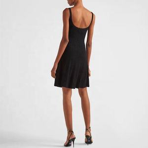 Fabricant de tricots personnalisé noir sans manches élégant laine <span class=keywords><strong>cachemire</strong></span> conception de tricot femmes vêtements <span class=keywords><strong>robe</strong></span> <span class=keywords><strong>pull</strong></span> décontracté <span class=keywords><strong>robe</strong></span> femmes - Product Image 3