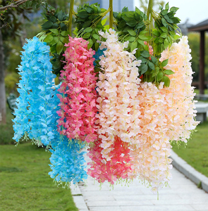 V-1354 Grappes de fleurs artificielles de glycine simulée 110 cm Rose, Glycine artificielle suspendue pour décoration de mariage et de fête - Product Image 5