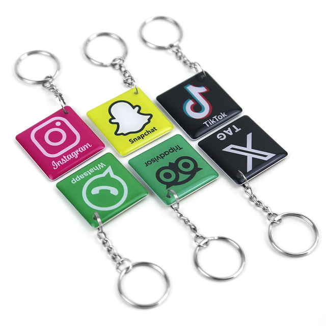 YTS Customized Waterproof RFID Smart Keychain 13.56MHz NFC 1K/4K Epoxy/Metal NFC Smart Anti-Lost Keychain