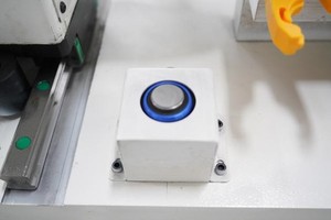 Jiyu KHM-608 Cửa tủ bằng gỗ làm CNC bên khóa lỗ khoan nhàm chán khía máy CNC - Product Image 4