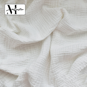 Tissu en <span class=keywords><strong>gaze</strong></span> <span class=keywords><strong>de</strong></span> <span class=keywords><strong>coton</strong></span> peigné 40S à 4 couches, pré-lavé, doux, pour vêtements <span class=keywords><strong>de</strong></span> nuit post-partum et vêtements d'intérieur pour bébé - Product Image 1