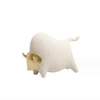 Résine moderne abstraite corne d'or taureau peint à la main artistique décoration de la maison