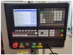 XH7115B UYANG <span class=keywords><strong>Mini</strong></span>-fraiseuse CNC 4 axes, broche BT30, petite machine verticale de bureau <span class=keywords><strong>VMC</strong></span>, haute précision, prix compétitif - Product Image 4