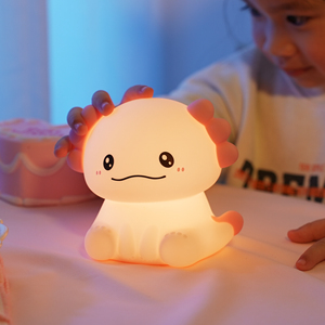 Axolotl USB sạc LED ánh sáng ban đêm với điều khiển cảm ứng mềm Silicone đèn phòng ngủ Đèn bàn cho trẻ em sử dụng - Product Image 3