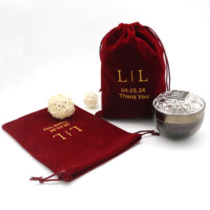 กระเป๋าเครื่องสำอางสำหรับผู้หญิงเด็กผู้หญิงกระเป๋าเครื่องสำอางผ้ากำมะหยี่นุ่มออกแบบได้ตามต้องการ - Product Image 1