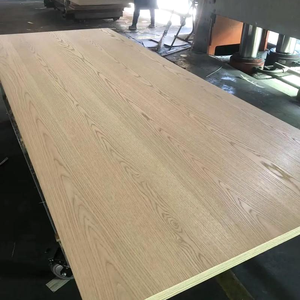 <span class=keywords><strong>Tavole</strong></span> <span class=keywords><strong>in</strong></span> Legno <span class=keywords><strong>Massello</strong></span> di <span class=keywords><strong>Rovere</strong></span> Bianco Americano Grado FAS 18-40mm, Legname di <span class=keywords><strong>Rovere</strong></span> Bianco Essiccato <span class=keywords><strong>in</strong></span> Forno per Mobili di Alta Gamma, Prezzo di Fabbrica - Product Image 1