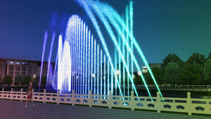 Luces LED de Colores, Altavoces con Efecto de Agua Danzante, Sistema de Control Flotante - Product Image 5