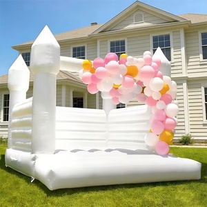 Château gonflable commercial extérieur en PVC blanc pour mariage, avec piscine à balles, idéal pour la location de parcs de jeux événementiels - Product Image 6
