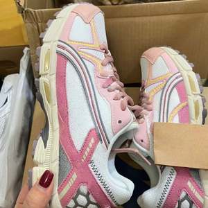 Zapatos Deportivos para Correr 2025, Zapatos Casuales de Diseño de Alta Calidad para Hombre y Mujer, Zapatos Transpirables para Correr y Caminar al Aire Libre - Product Image 5