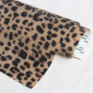 Nhà Máy Bán Hàng Trực Tiếp Pha Lê Rhinestone <span class=keywords><strong>Leopard</strong></span> In Tấm Hot Sửa Chữa Trang Trí Dán Rhinestone Tấm Tự Dính - Product Image 4