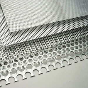 Tôle perforée en acier inoxydable, filet de protection métallique, motif de perforation personnalisé pour la construction et l'industrie - Product Image 1