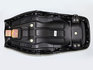 Coussin de siège de moto doux et confortable pour GN 125 <span class=keywords><strong>SKYGO</strong></span> 125-7 SG 125-7 GN 125H GN 125F HJUE 125-8 EX OWEN 150 LEON - Product Image 4