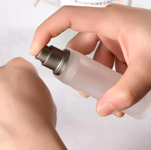 Cao Cấp Nước Hoa <span class=keywords><strong>Atomizers</strong></span> Độc Đáo Chai Thủy Tinh 50Ml 100Ml Refillable <span class=keywords><strong>Fancy</strong></span> Mũ Tốt Thuốc Xịt Nhãn Hiệu Riêng Nước Hoa Xách Tay - Product Image 5