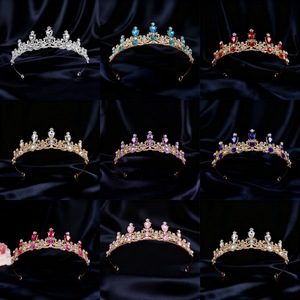 BELLE WORLD <span class=keywords><strong>Couronne</strong></span> de fleurs élégante en alliage rond, accessoire polyvalent pour gâteau d'anniversaire et <span class=keywords><strong>coiffure</strong></span> de <span class=keywords><strong>mariée</strong></span> pour enfants et adultes - Product Image 1