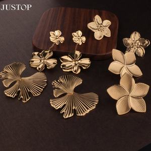 Aretes de Acero Inoxidable con Grabado de Logotipo Gratuito JUSTOP, Diseño de Flor de Cuatro Hojas, Chapados en Oro de 18K, Joyería de Moda Bohemia para Mujer, Regalo - Product Image 6