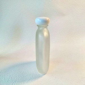 Nouvelle conception 2025 – Bouteille en verre dépoli plate et ronde de 250 ml avec bouchon à vis et diffuseur à bâtonnets pour bière/vin/eau, en boîtes - Product Image 3