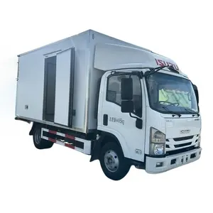 Novo Isuzu Carro Gancho de Carne Caminhão Refrigerado 4x2 Isolado Transporte de Corpo Carne Caminhão Refrigerador