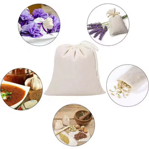 Bolsa de Regalo Navideña de Algodón Ecológico con Doble Cordón Personalizada, Logotipo y Diseño Personalizados, Color Camel, Tamaño Pequeño - Product Image 3