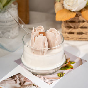 AIKUN OEM prix d'usine en gros Rose cire de soja aromathérapie bougie parfumée dans un bocal en verre huile essentielle décoration maison fleur bougie - Product Image 5