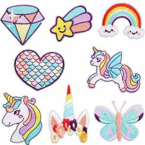 Parche de tela bordado termoadhesivo de unicornio de ensueño y mariposa, etiqueta bordada DIY, hilo de poliéster para decoración de bolsas y empaques - Product Image 1