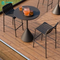 Meubles de bar d'extérieur de haute qualité au design simple, structure en aluminium durable, ensemble de chaises et table hautes pour patio, bistrot, villa, hôtel