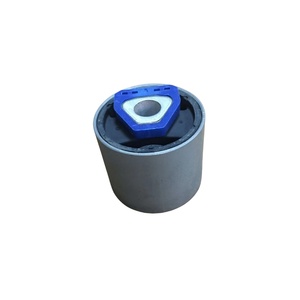 Douille de bras de commande de pièces automobiles d'origine ATMAN 31121136605 31121133710 pour <span class=keywords><strong>BMW</strong></span> E28 E34 - Product Image 1