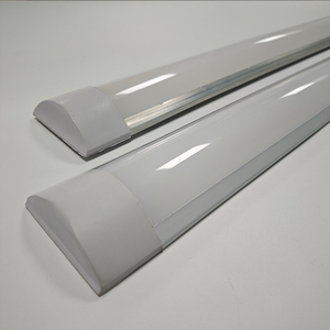 Lampe de purification LED IP44 pour salle blanche, <span class=keywords><strong>prix</strong></span> usine, 2ft 4ft 5ft 18W <span class=keywords><strong>36W</strong></span> 72W, barre LED mince à montage en surface - Product Image 3