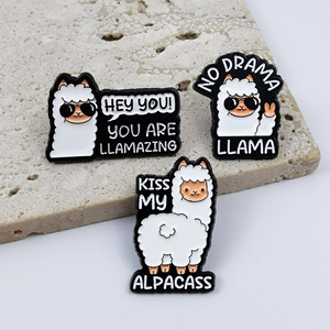 Broche versátil de <span class=keywords><strong>alpaca</strong></span> europea y americana con letra inglesa, accesorio de nicho, medalla para decoración de ropa y mochilas - Product Image 3