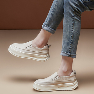 GON22 <span class=keywords><strong>Scarpe</strong></span> Casual Sportive da <span class=keywords><strong>Donna</strong></span> in Pelle Bianca con Rialzo per Tutte le Stagioni - Primavera Estate Autunno Inverno - Product Image 1