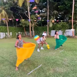 Ensemble <span class=keywords><strong>de</strong></span> <span class=keywords><strong>jeux</strong></span> <span class=keywords><strong>de</strong></span> cour avec balles et pompe à air <span class=keywords><strong>Jeux</strong></span> <span class=keywords><strong>de</strong></span> lancer récréatifs géants en plein air pour les activités familiales Team Building - Product Image 4