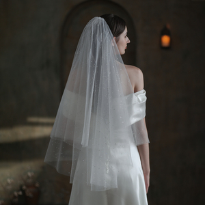 Voile de mariée élégant et scintillant à deux couches en tulle blanc avec décoration de sequins argentés, accessoire de mariage pour femme, voile de mariée doux - Product Image 2