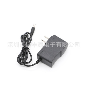 Cargador de Batería de Litio Rey.1 8.4V 1A DC con Protección Contra Cortocircuitos para Carga de Baterías - Product Image 4