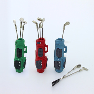 Mini <span class=keywords><strong>club</strong></span> de golf miniature + baril, accessoires de plein air pour <span class=keywords><strong>maison</strong></span> de poupée, équipement sportif pour <span class=keywords><strong>maison</strong></span> de poupée, accessoires de <span class=keywords><strong>maison</strong></span> de poupée en métal - Product Image 1