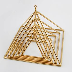 Kristal kuarsa hujan gunung piramida untuk energi Chakra terapi penyembuhan suara piramida terapi Suara - Product Image 2