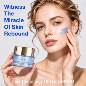 Crème pour le visage OEM GHK Cu Tripeptide de cuivre 1 contenant de l'hyaluronate de sodium, anti-rides, raffermissante, réparatrice de la barrière cutanée, hydratante - Product Image 6