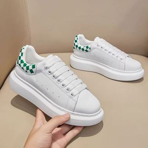 Zapatillas con Cordones 2025 para Hombre y Mujer, Moda Casual, Deportivas, Antideslizantes, Cómodas, de Cuero Patentado, para Primavera e Invierno - Product Image 2